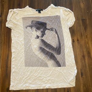 Forever 21 tee